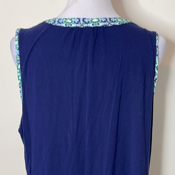 Zac & Rachel Kaleidoscope Pattern Top Size Large - Picture 6 of 8